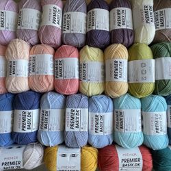 Premier Yarns - Premier Basix DK - Light 3 - 40 Items