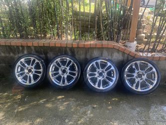 4 lug universal 17”