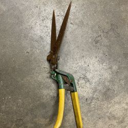 Vintage Grass Trimmers Handheld Yellow And Green