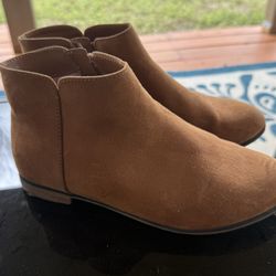 Girls Boots