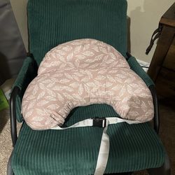 Breast feeding pillow