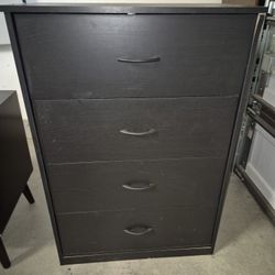 Dresser 4 Drawer