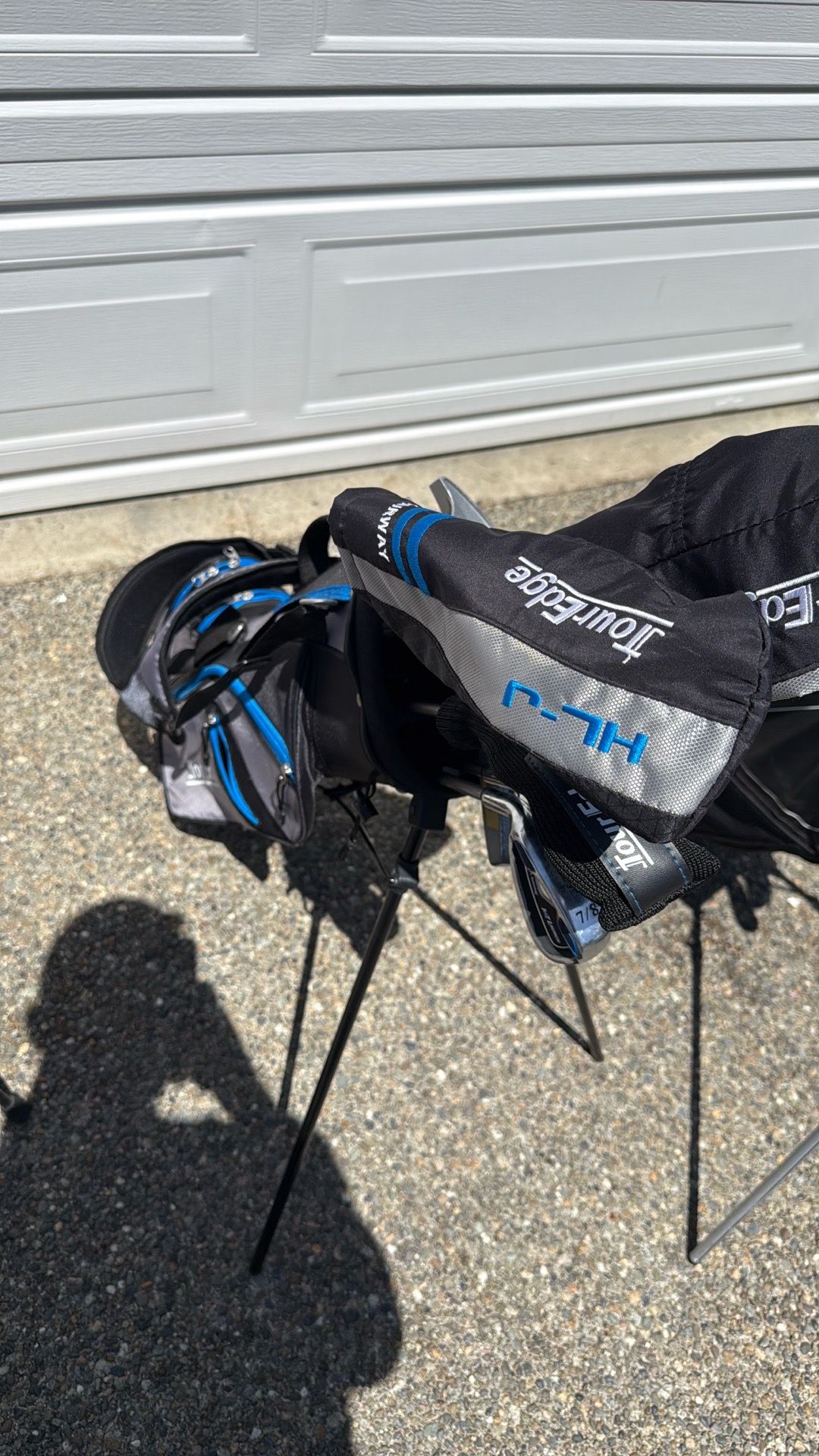 Youth Left handed kids golf set and bag