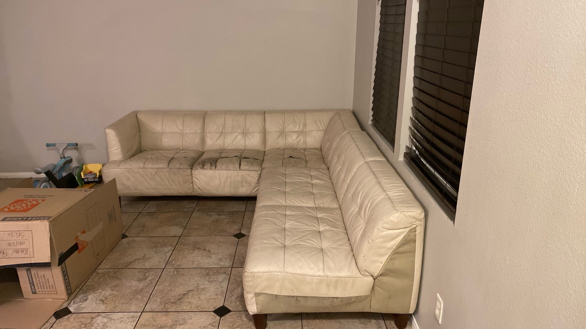 Free Couch Leather Will Give $50 Anyone That Takes It 