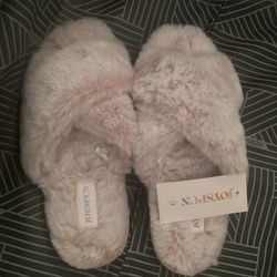 Joyspun slippers 