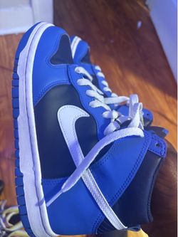 Shoes size 5y