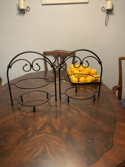 Southern Living Two Tier Plate Pie Stand 