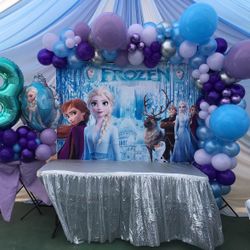 Frozen Balloon Garland 
