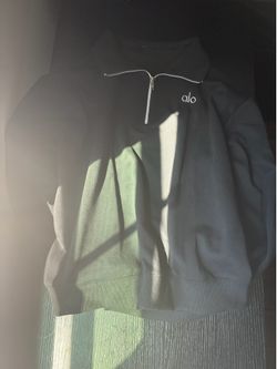 Black alo set size medium top and bottom