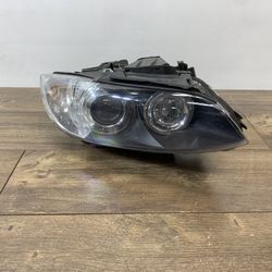 2007-2010 BMW 335i Front Headlight Xenon Right Side OEM E92 E93 *SCUFFS*