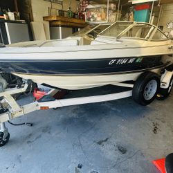 Bayliner Capri 1750 Bow rider Boat