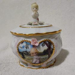 Vintage Precious moments Ardleigh Elliot serenity prayer musicbox