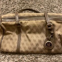 Dinner And Bourk Purse Good Condition