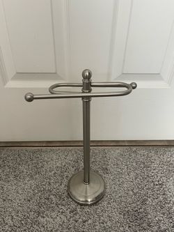 Mini towel holder