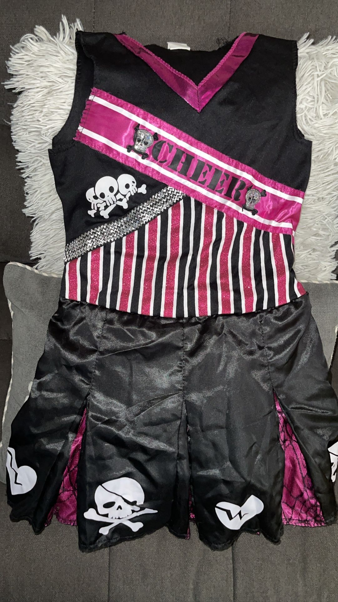 Gothic Cheerleader