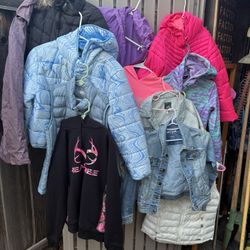 storage shes lot for sell Multiple items 