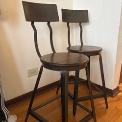 bar stools 