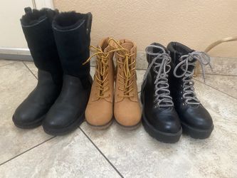 Botas UGG ,$15 Las Otras $10
