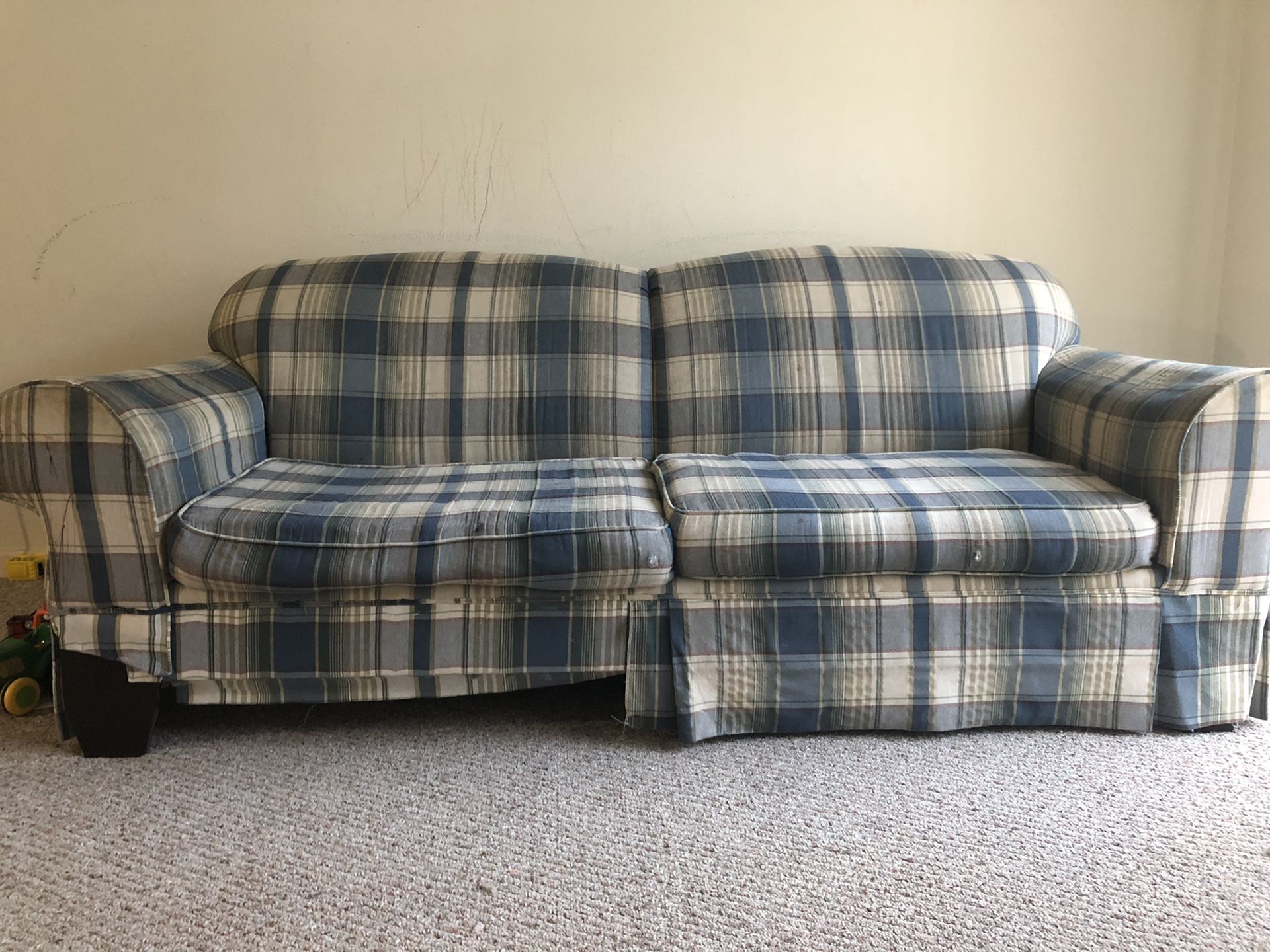 Free couch-sofa