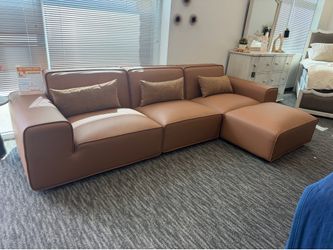 Very cute sectional