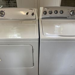 Very Nice Whirlpool Set Works Great Delivery Service Available 