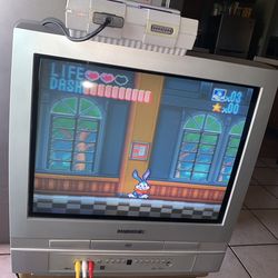 20in Magnavox combo dvd crt