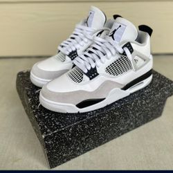 Jordan 4 Sz12 Military Blacks