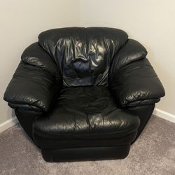 Black Leather Love Seat