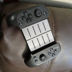 Bluetooth Game Controller
