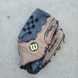 Wilson Softball Glove