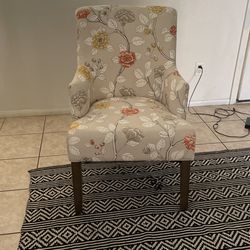 Accent Chair 