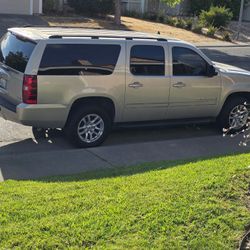 2007 Chevy Suburban 