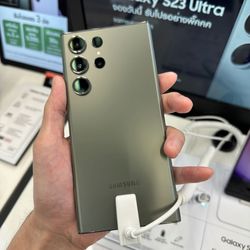 Samsung Galaxy S23 Ultra 5G 256gb  Unlocked, FREE Smartwach/ Headphones. Pay $1 Today Rest in payments. NO CREDIT NEEDED FINANCING