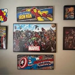 Huge Lot of Marvel & DC Wall Art (21)