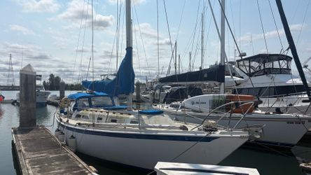 Make Offer— Erickson 35-Foot Sailboat