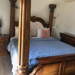 Queen Size Bedroom Set 