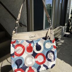 Vintage coach Zoe bag