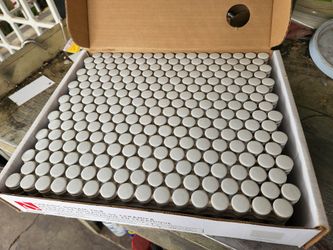 (9 boxes) New 10 pcs dátile penny roud satin White