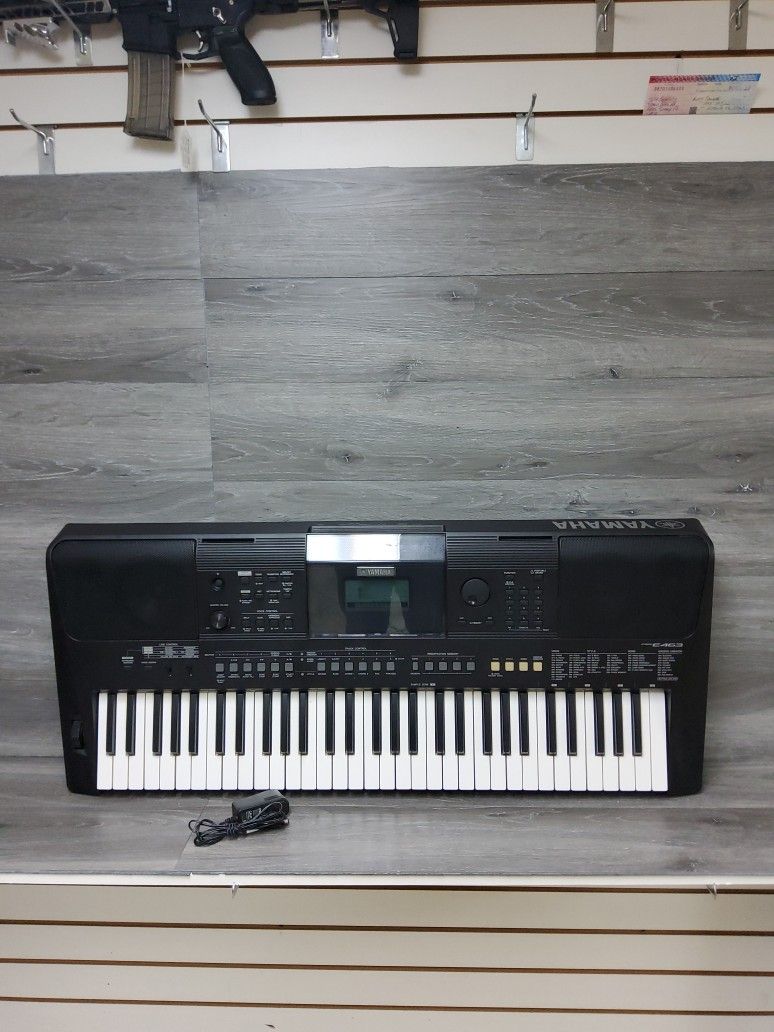 Yamaha Psr-e463 Electronic Keyboard Portatone Synthesizer 61 Keys With Box