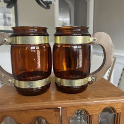 Pair Of 2 VTG Siesta Ware Amber Beer Barrel Steins Mugs With Wood Handle EUC