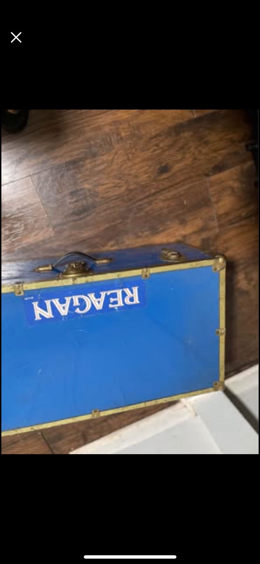 Trunk. (16 inches x30 inch es