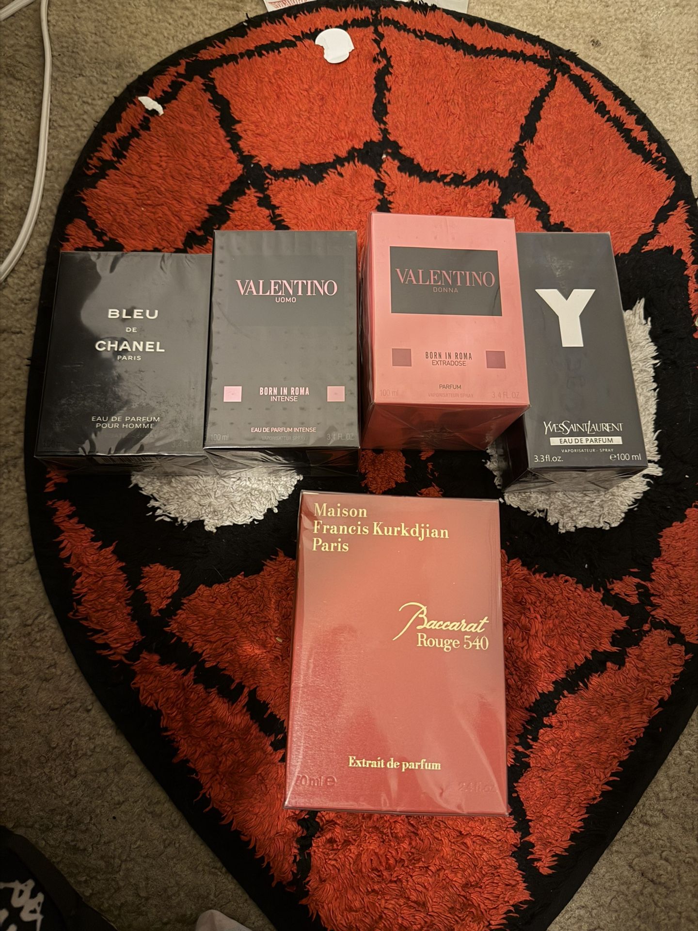 cologne / Perfum