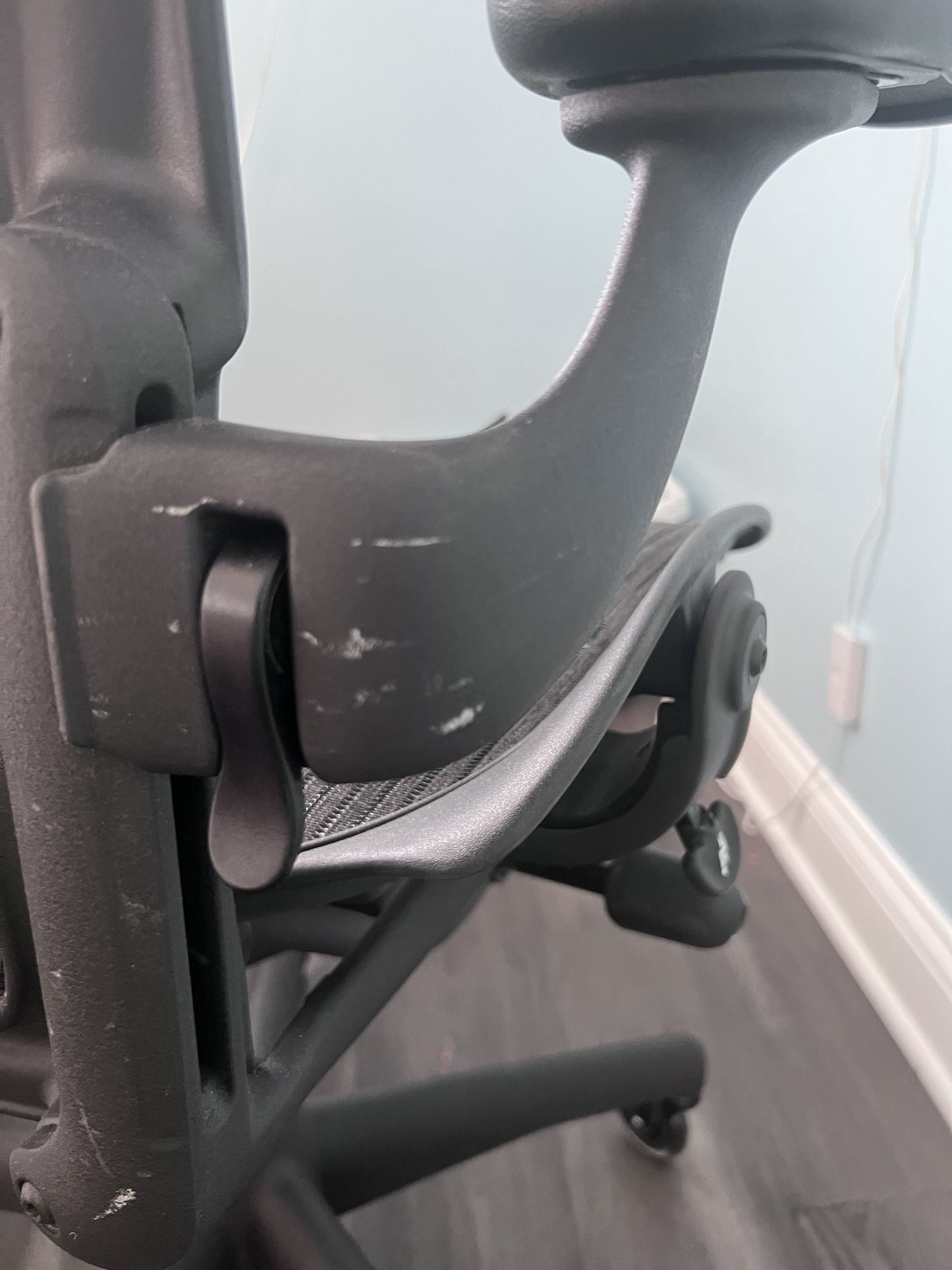 Herman Miller Aeron - Size B (Make Me An Offer)