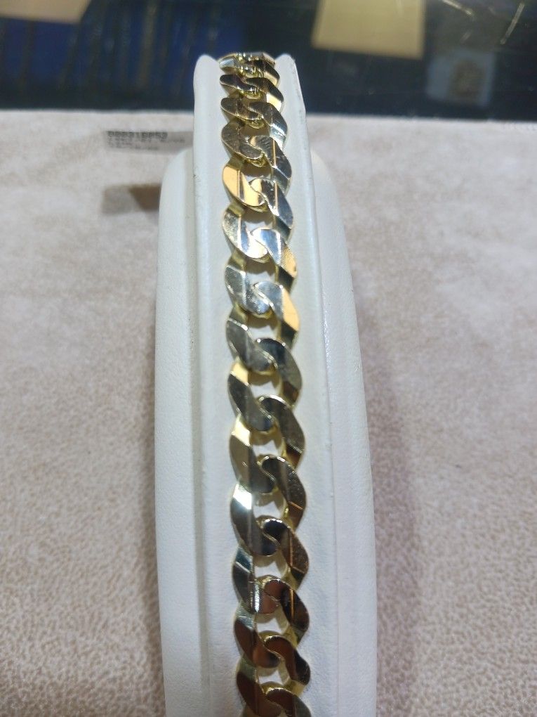 14k Link Bracelet