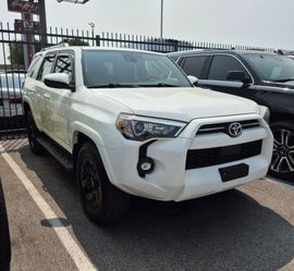 2023 Toyota 4Runner SR5