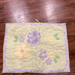 Girl’s Full Size Comforter Pottery barn 