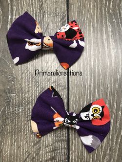 Animals in costumes hair. Bow set