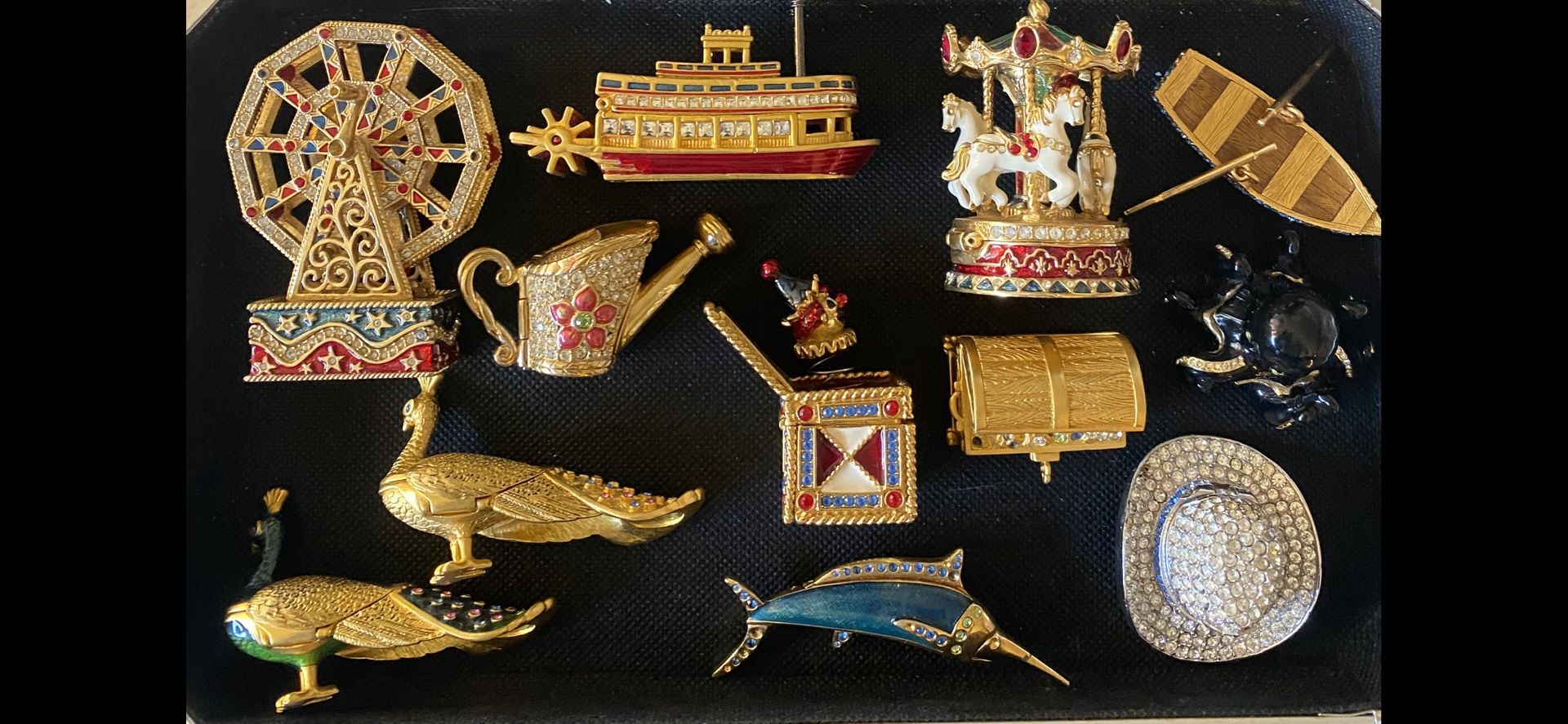 Rare And Valuable Estée Lauder Hard Perfume Holders Extremely Collectible
