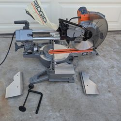 RIDGID 15 Amp Corded 12 in. Dual Bevel Sliding Miter Saw