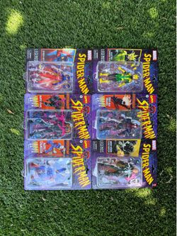 Marvel legends spider man figures